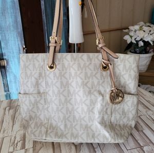 SOLD.  Michael Kors Tote